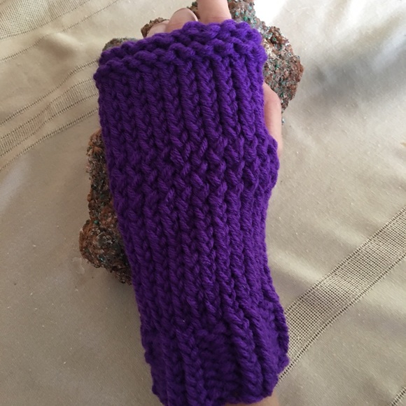 Extra Large Fingerless Gloves - Picture 5 of 8